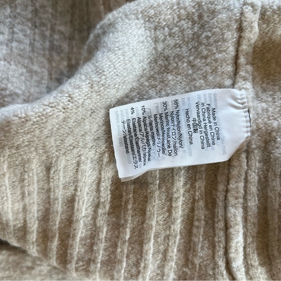 Madewell Inland Turtleneck Sweater in Coziest Yarn XS - Picture 3 of 5